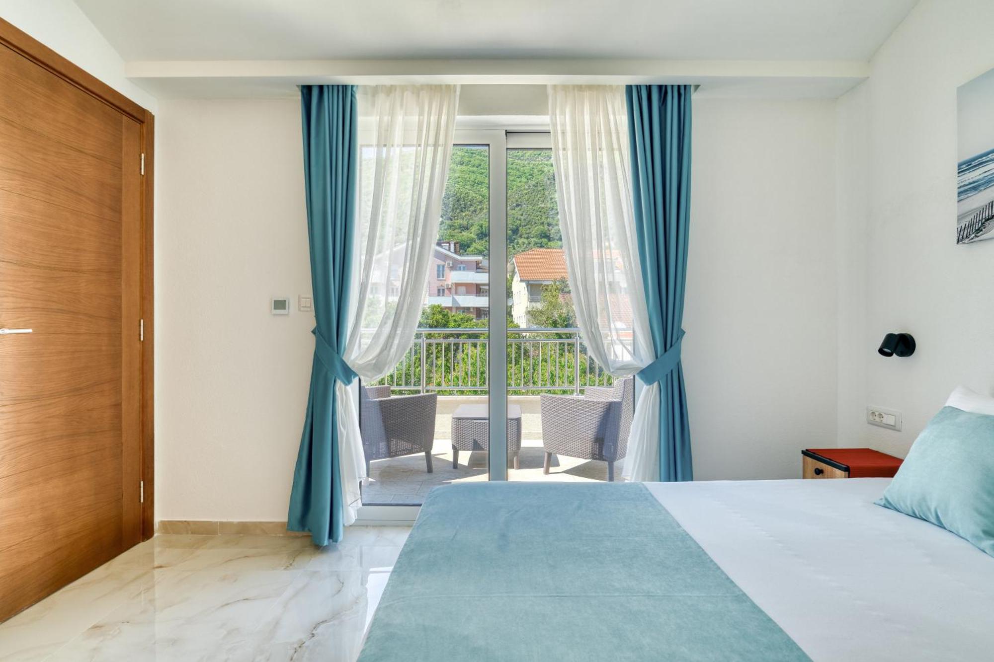 Apartments Ljubica Херцег-Нови Экстерьер фото